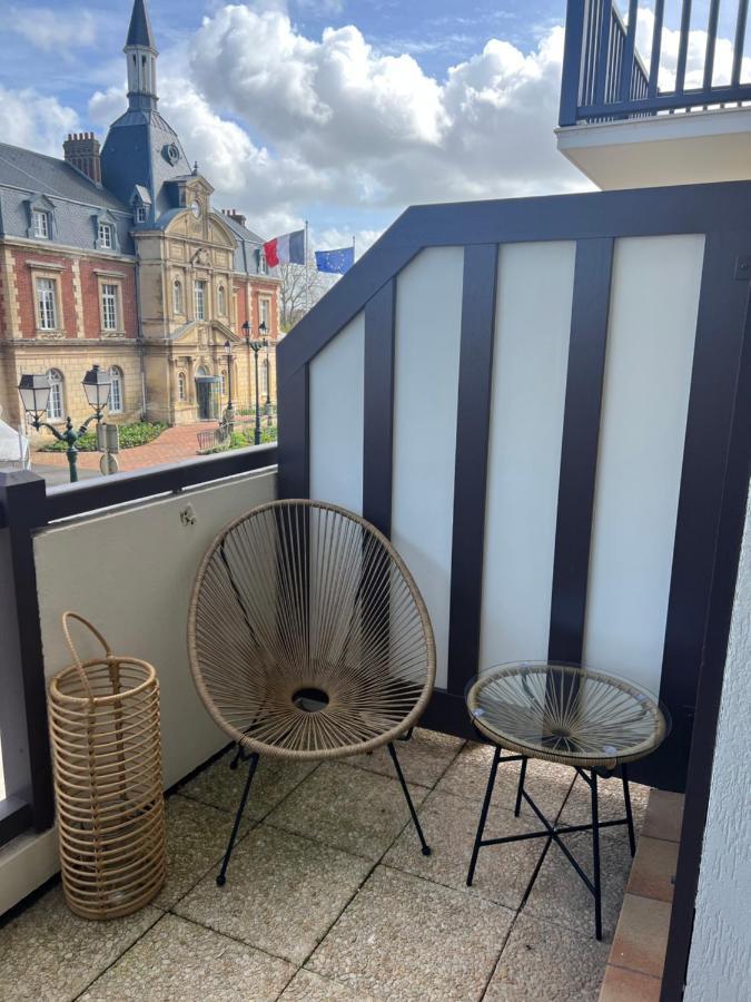 Appartement Hyper Centre De Cabourg Avec Balcon Eksteriør billede